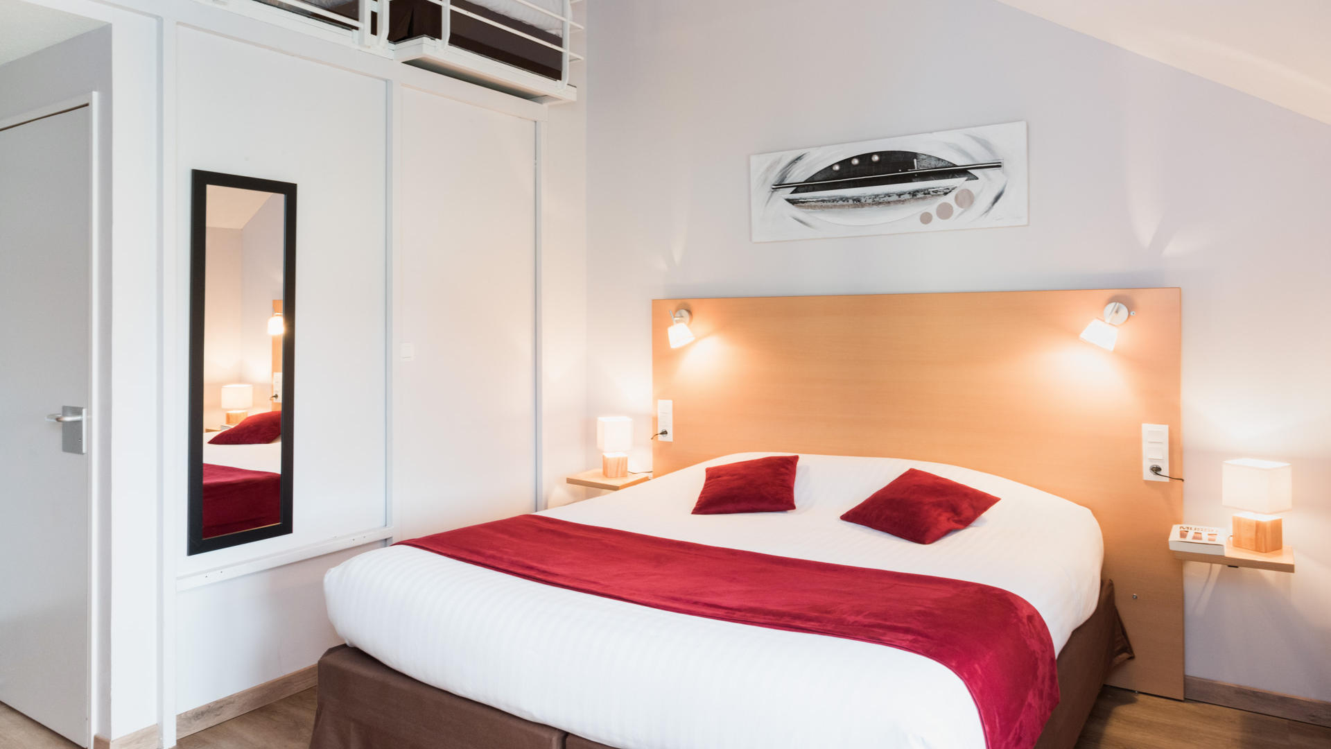 Chambre Familiale Carré Py' Hôtel *** Bagnères de Bigorre Pyrénées